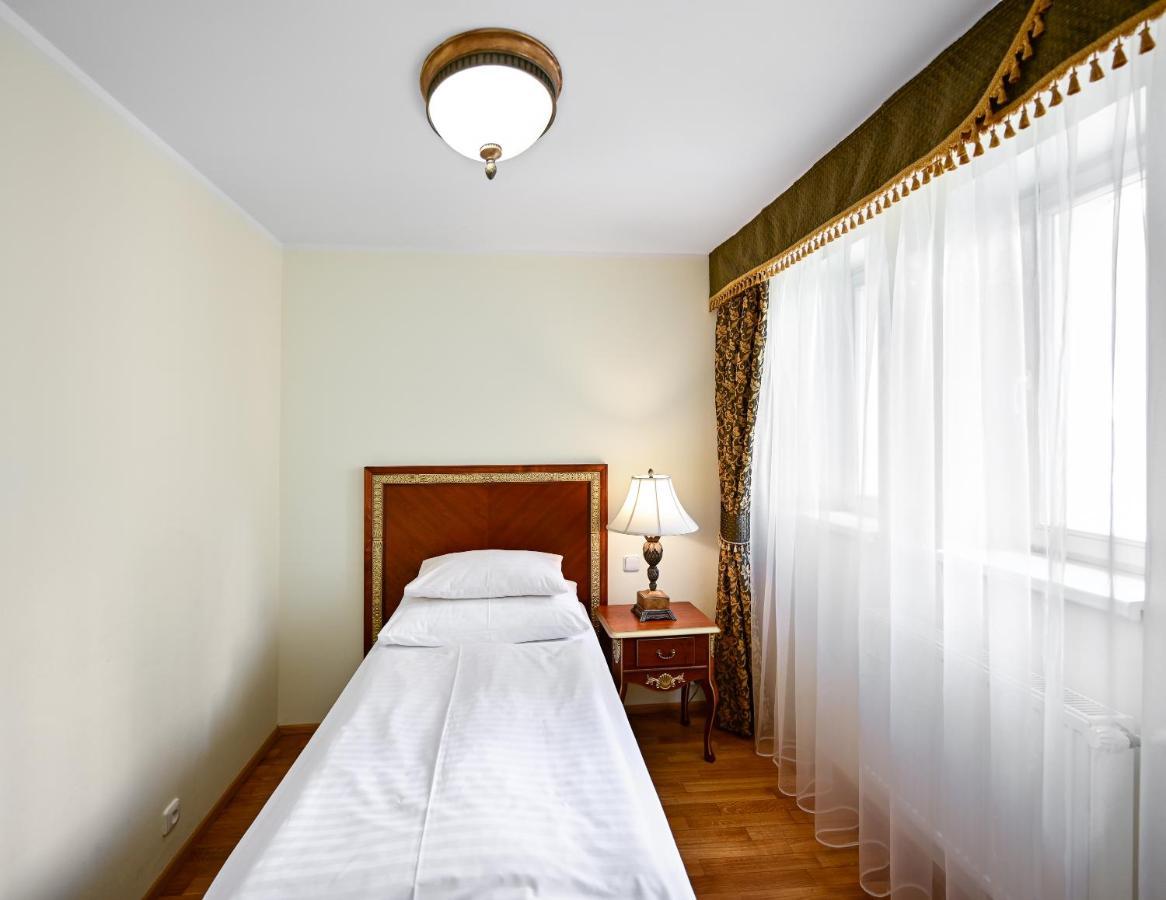 Residence Romanza Марианске-Лазне Экстерьер фото