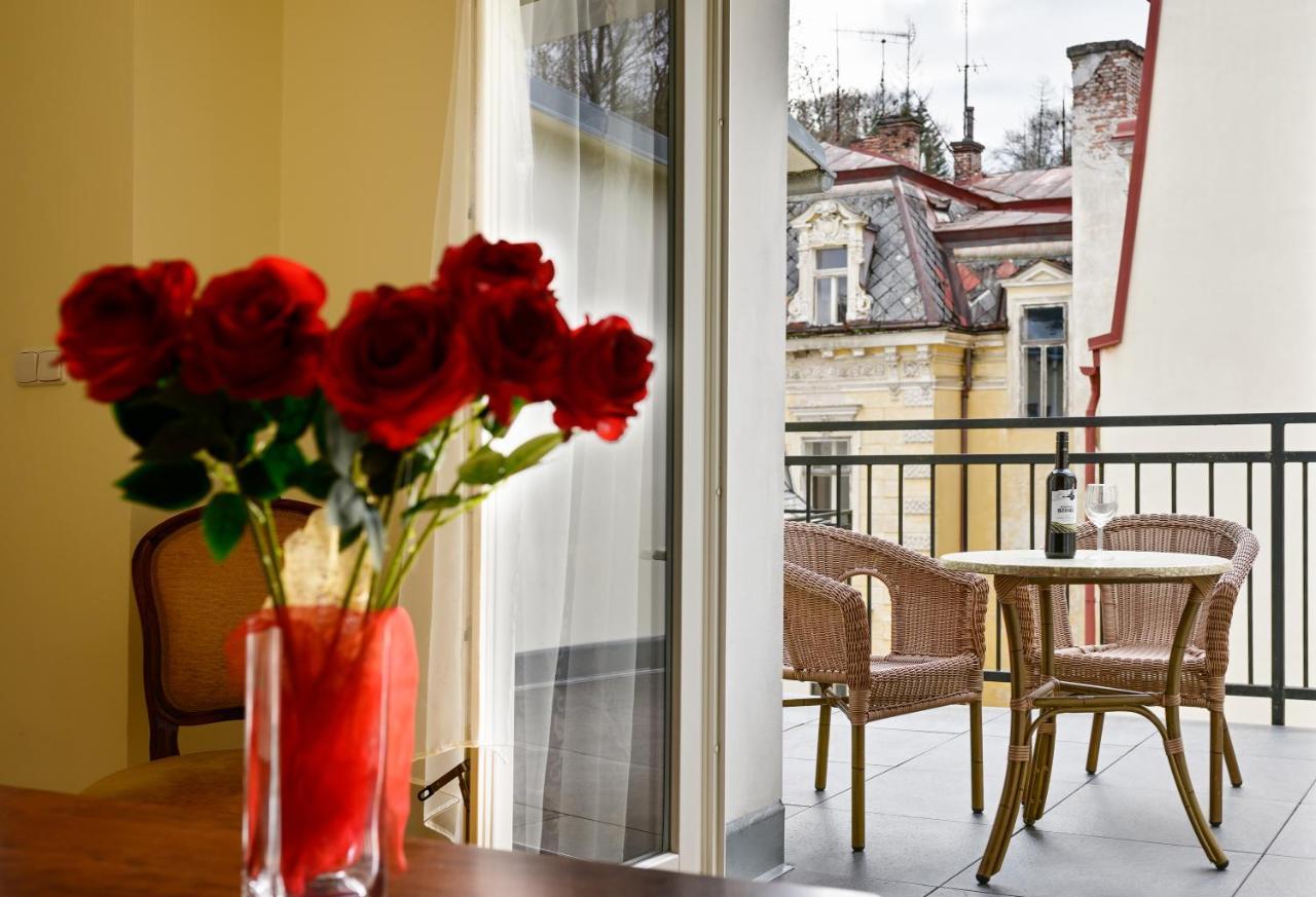 Residence Romanza Марианске-Лазне Экстерьер фото