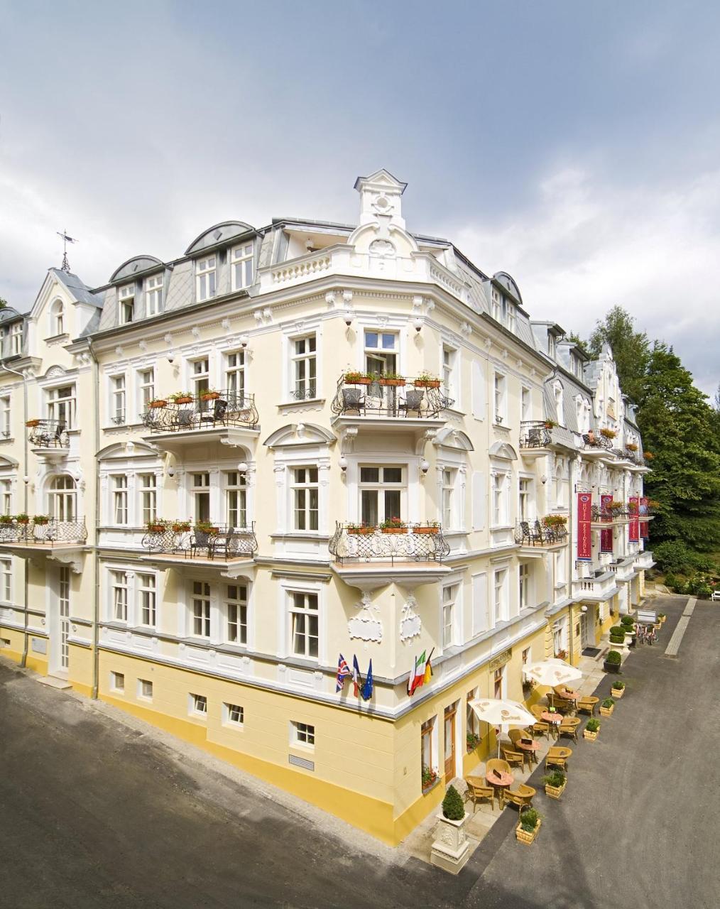 Residence Romanza Марианске-Лазне Экстерьер фото
